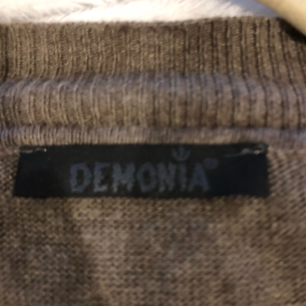 Sweater - Picture 3 of 3
